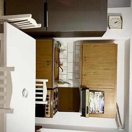 Honey Apartment Near Port Of Saranda Екстер'єр фото