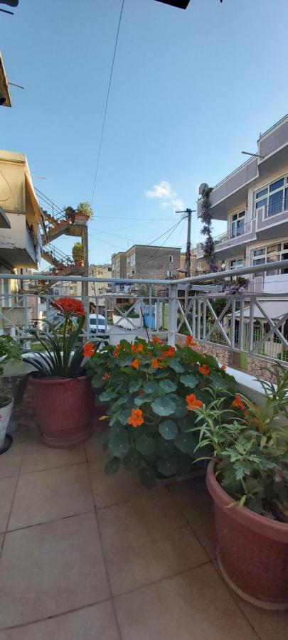 Honey Apartment Near Port Of Saranda Екстер'єр фото
